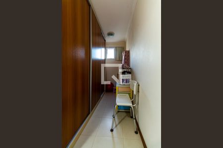 Corredor de apartamento para alugar com 2 quartos, 80m² em Jardim Botânico, Porto Alegre