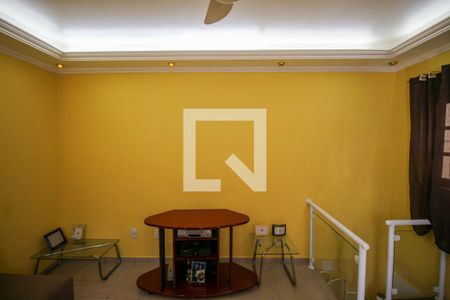 Sala de Estar de casa à venda com 2 quartos, 150m² em Jardim Pedro José Nunes, São Paulo