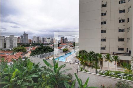 Sala - Vista de apartamento para alugar com 3 quartos, 72m² em Vila Firmiano Pinto, São Paulo
