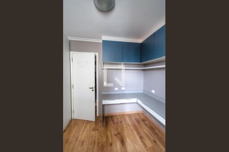 Quarto 1 de apartamento para alugar com 3 quartos, 72m² em Vila Firmiano Pinto, São Paulo