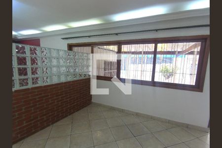 Sala  de casa para alugar com 4 quartos, 212m² em Jardim Presidente Dutra, Guarulhos