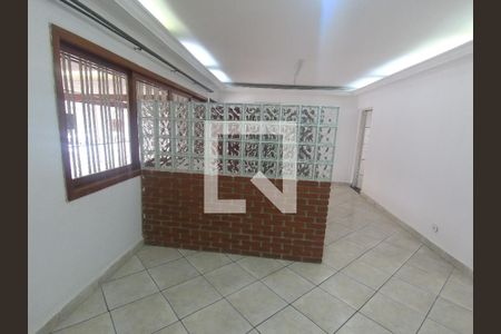 Sala  de casa para alugar com 4 quartos, 212m² em Jardim Presidente Dutra, Guarulhos