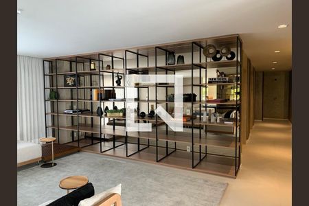 Studio à venda com 38m², 1 quarto e sem vaga Studio à venda com 38m², 1 quarto e sem vagaHall de Entrada