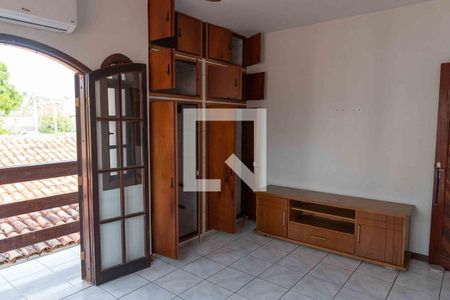 Quarto 1 de casa para alugar com 3 quartos, 100m² em Piratininga, Niterói