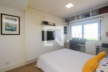 Suite de apartamento à venda com 2 quartos, 64m² em Petrópolis, Porto Alegre