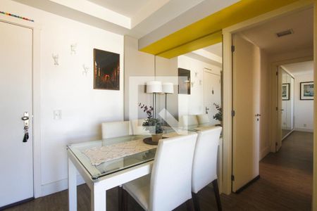 Sala de apartamento à venda com 2 quartos, 64m² em Petrópolis, Porto Alegre