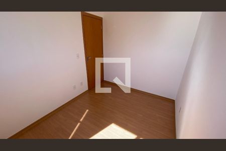 Quarto 2 de apartamento para alugar com 2 quartos, 47m² em Setor Faiçalville, Goiânia