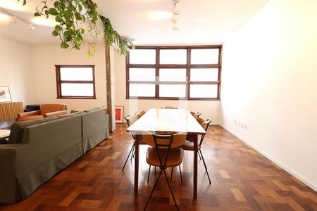 Sala de apartamento para alugar com 1 quarto, 85m² em Pinheiros, São Paulo