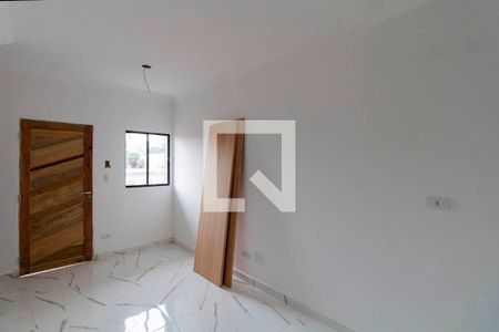 Sala e Cozinha Integrada  de apartamento à venda com 1 quarto, 28m² em Vila Ré, São Paulo