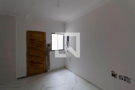 Sala e Cozinha Integrada  de apartamento para alugar com 1 quarto, 33m² em Vila Ré, São Paulo