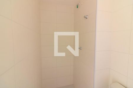 Banheiro  de apartamento para alugar com 1 quarto, 25m² em Jardim Mirante, São Paulo