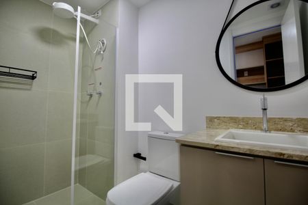 Banheiro de kitnet/studio para alugar com 1 quarto, 26m² em Vila Mariana, São Paulo