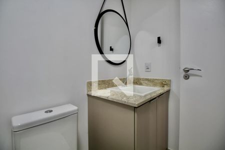 Banheiro de kitnet/studio para alugar com 1 quarto, 26m² em Vila Mariana, São Paulo