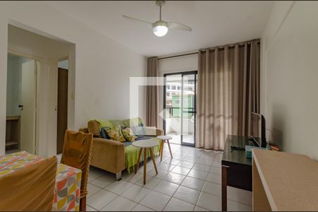 Sala de apartamento para alugar com 1 quarto, 50m² em Barra, Salvador