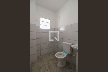 Banheiro de apartamento para alugar com 1 quarto, 50m² em Pari, São Paulo