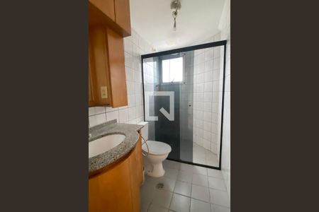 Banheiro da Suíte 1 de apartamento para alugar com 3 quartos, 81m² em Alphaville, Santana de Parnaíba