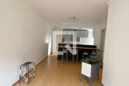 Sala de apartamento para alugar com 3 quartos, 81m² em Alphaville, Santana de Parnaíba