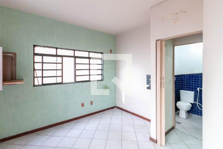 Quarto de kitnet/studio para alugar com 1 quarto, 33m² em Álvaro Camargos, Belo Horizonte