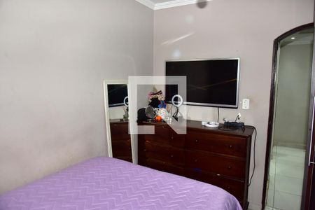 Quarto 1 de apartamento para alugar com 2 quartos, 56m² em Interlagos, São Paulo