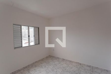 Quarto de casa para alugar com 2 quartos, 50m² em Vila Liviero, São Paulo