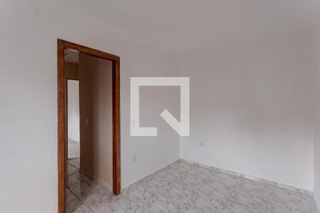 Quarto de casa para alugar com 2 quartos, 50m² em Vila Liviero, São Paulo