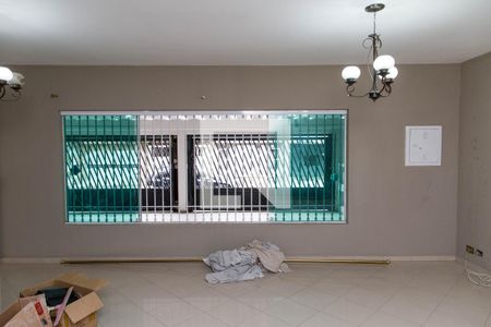 Sala de casa à venda com 5 quartos, 243m² em Conceição, Diadema