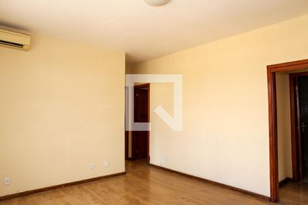 Sala de apartamento à venda com 3 quartos, 90m² em Piedade, Rio de Janeiro