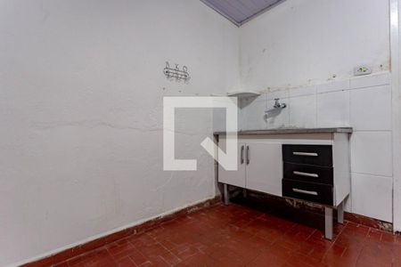 Cozinha de casa para alugar com 1 quarto, 50m² em Vila Liviero, São Paulo