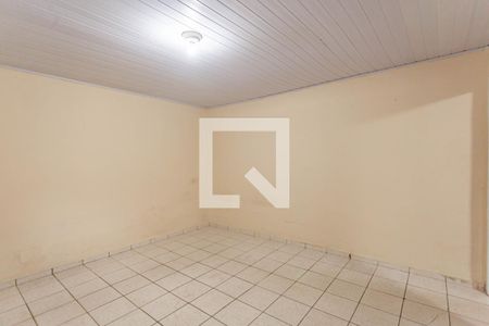 Quarto de casa para alugar com 1 quarto, 50m² em Vila Liviero, São Paulo