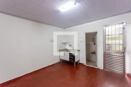 Sala de casa para alugar com 1 quarto, 50m² em Vila Liviero, São Paulo