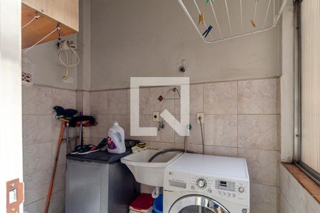 Apartamento à venda com 80m², 2 quartos e sem vaga Apartamento à venda com 80m², 2 quartos e sem vagaLavanderia