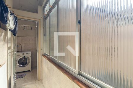 Apartamento à venda com 80m², 2 quartos e sem vaga Apartamento à venda com 80m², 2 quartos e sem vagaLavanderia