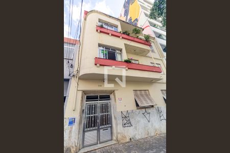 Apartamento à venda com 80m², 2 quartos e sem vaga Apartamento à venda com 80m², 2 quartos e sem vagaFachada