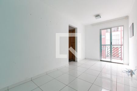 Sala de apartamento para alugar com 2 quartos, 52m² em Vila Carmosina, São Paulo