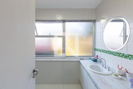 Banheiro Suíte de apartamento à venda com 3 quartos, 127m² em Indianópolis, São Paulo