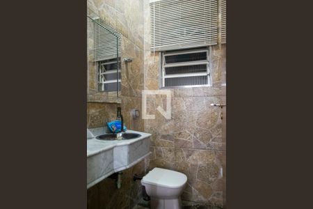 Lavabo de casa para alugar com 3 quartos, 250m² em Vila Maria Luisa, São Paulo