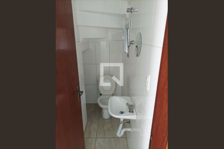 Lavabo de casa para alugar com 2 quartos, 100m² em São Lucas, São Paulo
