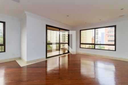 Apartamento para alugar com 273m², 4 quartos e 7 vagasSala