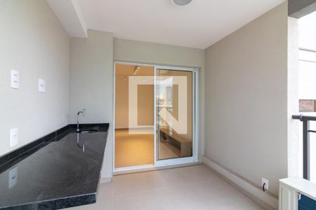 Varanda de apartamento para alugar com 2 quartos, 66m² em Santo Amaro, São Paulo