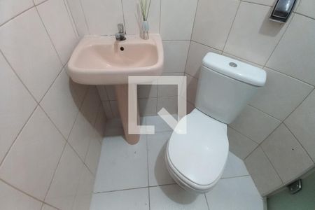 Detalhe do Banheiro de apartamento para alugar com 1 quarto, 48m² em Jardim São Vicente, Campinas