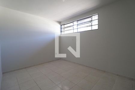 Quarto 2 de casa para alugar com 3 quartos, 78m² em Presidente Roosevelt, Uberlândia