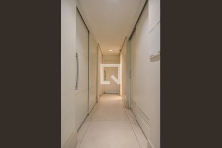 Corredor de casa para alugar com 4 quartos, 220m² em Brooklin Paulista, São Paulo