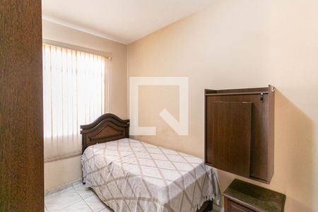 Quarto 2 de apartamento para alugar com 3 quartos, 64m² em Coqueiros, Belo Horizonte