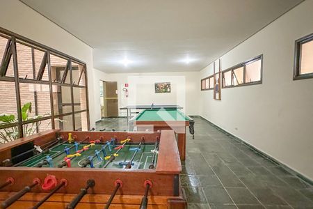 Apartamento para alugar com 110m², 3 quartos e 1 vaga Apartamento para alugar com 110m², 3 quartos e 1 vagaÁrea comum - salão de jogos