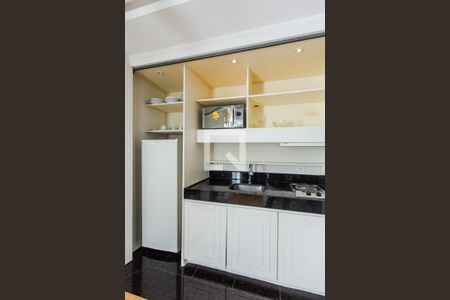 Sala/Cozinha de apartamento para alugar com 1 quarto, 55m² em Vila Nova Conceição, São Paulo