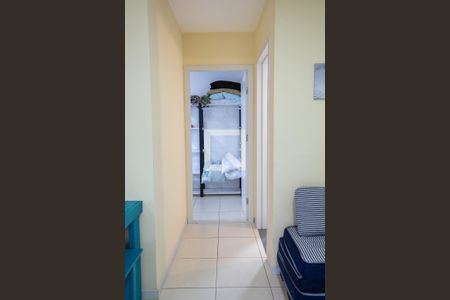 Corredor de apartamento para alugar com 2 quartos, 70m² em Ingleses Centro, Florianópolis