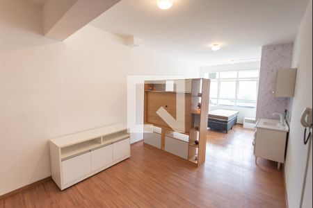 Sala de apartamento para alugar com 1 quarto, 40m² em Centro, Taubaté