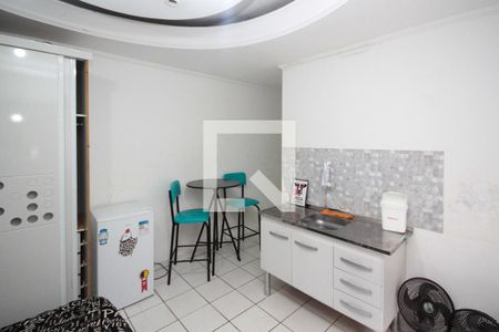 Studio de kitnet/studio para alugar com 1 quarto, 10m² em Jardim Avelino, São Paulo