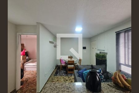 Sala  de apartamento para alugar com 2 quartos, 44m² em Água Chata, Guarulhos