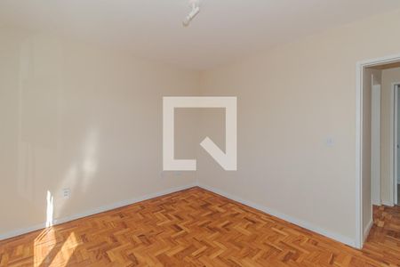 Quarto 2 de apartamento à venda com 2 quartos, 58m² em Passo da Areia, Porto Alegre